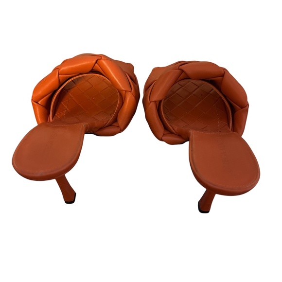BOTTEGA VENETA Orange Intrecciato Lido Heeled Sandals - Picture 2 of 3